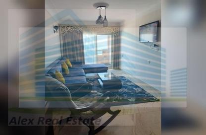 Apartment - 3 Bedrooms - 2 Bathrooms for rent in Al Geish Road - Camp Chezar - Hay Wasat - Alexandria
