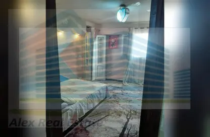 Apartment - 3 Bedrooms - 2 Bathrooms for rent in Al Kornish Square - Sporting - Hay Sharq - Alexandria