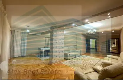 Apartment - 2 Bedrooms - 1 Bathroom for rent in Smouha Square - Smouha - Hay Sharq - Alexandria