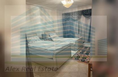 Apartment - 2 Bedrooms - 1 Bathroom for rent in Kafr Abdo St. - Kafr Abdo - Roushdy - Hay Sharq - Alexandria