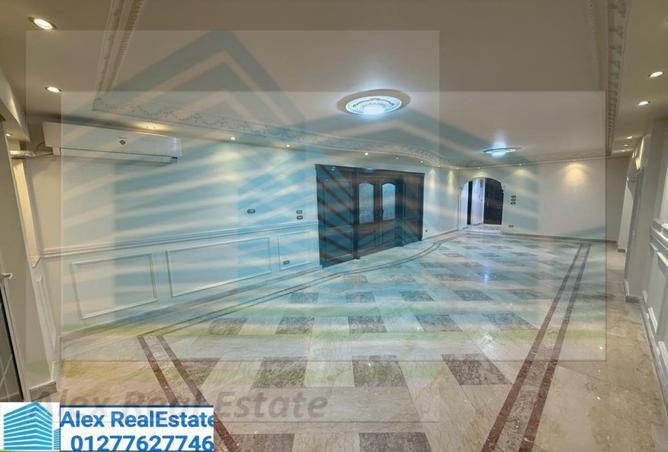 7060032 - Property Main Image