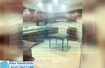 Apartment - 3 Bedrooms - 3 Bathrooms for rent in Gleim Square - Glim - Hay Sharq - Alexandria