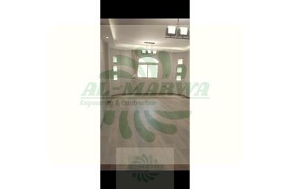 Apartment - 3 Bedrooms - 2 Bathrooms for sale in 5th District - Sheikh Zayed City - Giza