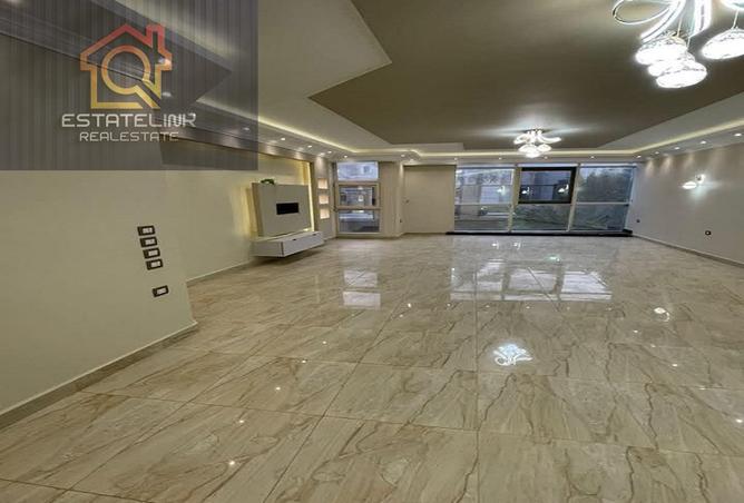 7065570 - Property Main Image