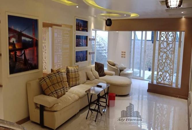 5727706 - Property Image 2