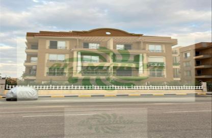 Apartment - 3 Bedrooms - 2 Bathrooms for sale in Al Khamayel city - Sheikh Zayed Compounds - Sheikh Zayed City - Giza