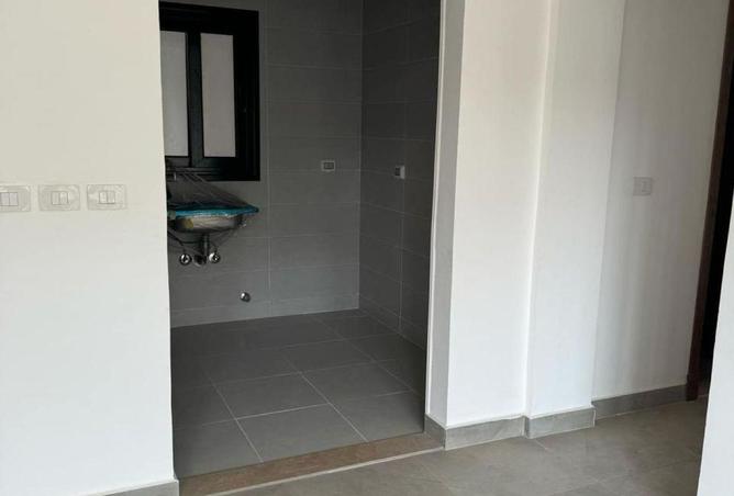 8230196 - Property Image 2