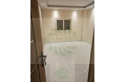 Apartment - 3 Bedrooms - 2 Bathrooms for rent in Street 100   Al Fairouz St. - 10th District - Sheikh Zayed City - Giza
