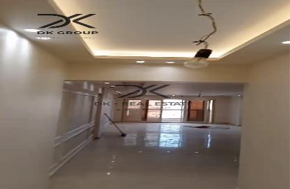 شقة - 3 - 2 للبيع في سموحة - حي شرق - الاسكندرية