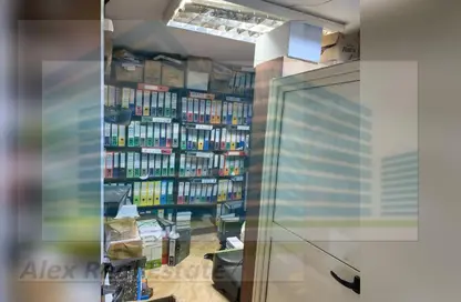 Office Space - Studio - 4 Bathrooms for rent in Smouha Square - Smouha - Hay Sharq - Alexandria