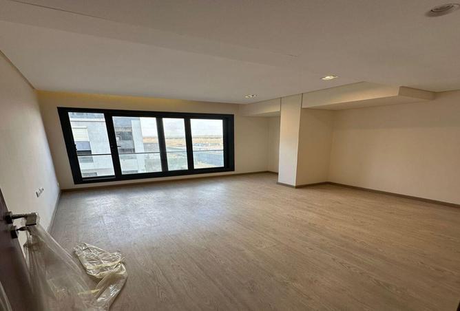 8229225 - Property Image 2