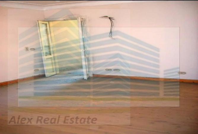 6853168 - Property Main Image