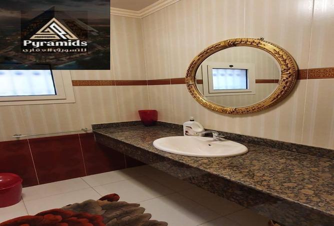 8211994 - Property Image 3