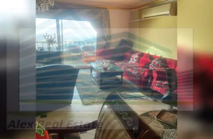 Apartment - 3 Bedrooms - 3 Bathrooms for rent in Al Geish Road - Laurent - Hay Sharq - Alexandria