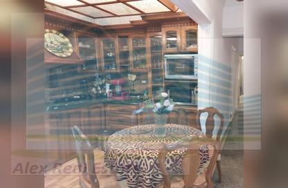 Apartment - 3 Bedrooms - 2 Bathrooms for rent in Kafr Abdo St. - Kafr Abdo - Roushdy - Hay Sharq - Alexandria