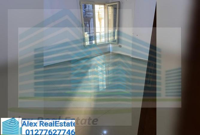 7148203 - Property Image 2