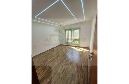 Apartment - 3 Bedrooms - 2 Bathrooms for sale in Al Khamayel city - Sheikh Zayed Compounds - Sheikh Zayed City - Giza