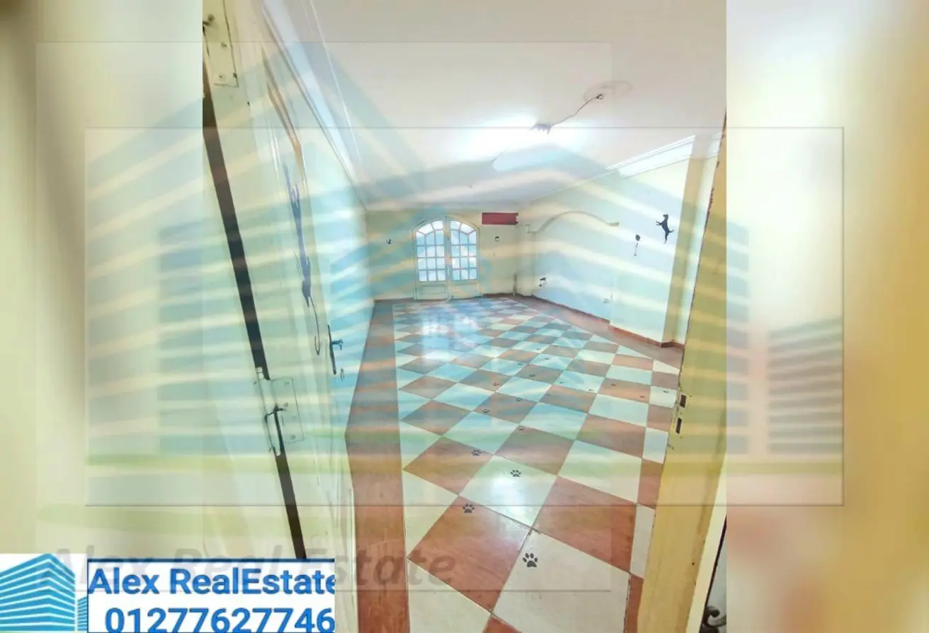 7033303 - Property Main Image