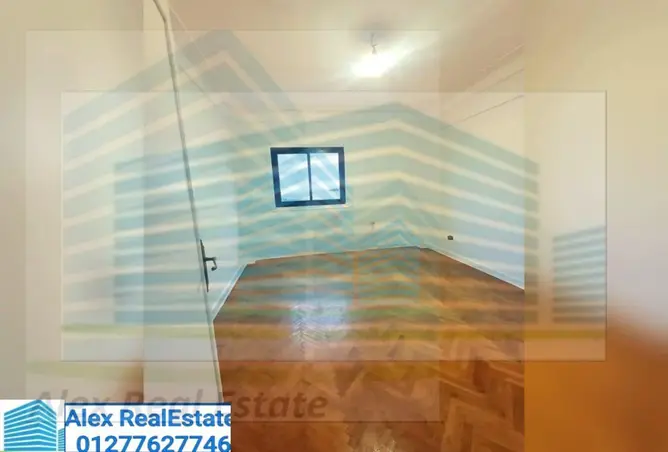 7033309 - Property Image 3