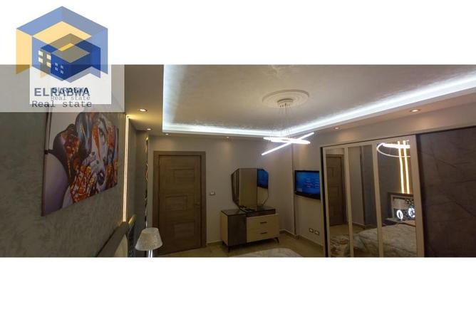 7043083 - Property Main Image