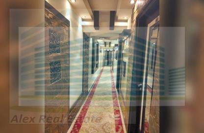 Apartment - 3 Bedrooms - 1 Bathroom for rent in Shaarawy St. - Laurent - Hay Sharq - Alexandria