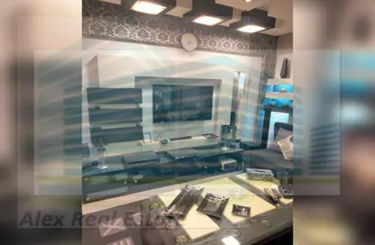 Apartment - 3 Bedrooms - 1 Bathroom for rent in Shaarawy St. - Laurent - Hay Sharq - Alexandria