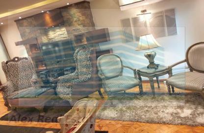 Apartment - 3 Bedrooms - 1 Bathroom for rent in Shaarawy St. - Laurent - Hay Sharq - Alexandria