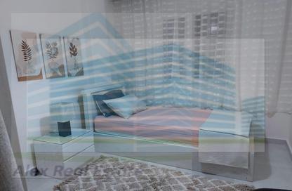 Apartment - 3 Bedrooms - 1 Bathroom for rent in Khalil Mutran St. - Saba Basha - Hay Sharq - Alexandria