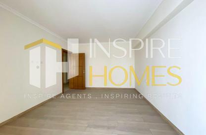 Apartment - 3 Bedrooms - 2 Bathrooms for rent in Grand View - Smouha - Hay Sharq - Alexandria
