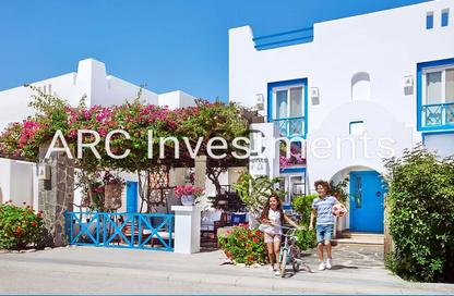 Townhouse - 3 Bedrooms - 3 Bathrooms for sale in Mountain View - Ras Al Hekma - North Coast