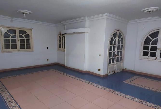 6816532 - Property Image 2