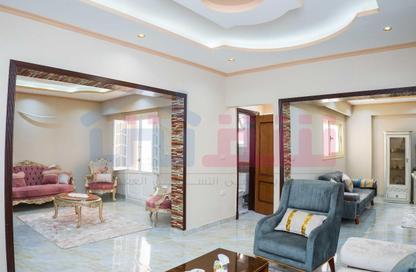 Apartment - 4 Bedrooms - 3 Bathrooms for sale in Laurent - Hay Sharq - Alexandria