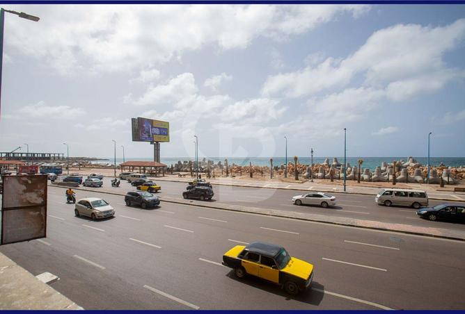 76515564 - الصورة الرئيسية للعقار