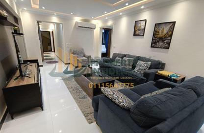 شقة - 2 - 2 للايجار في شارع ابراهيم سليمان - المهندسين - الجيزة شقة - 2 - 2 للايجار في شارع ابراهيم سليمان - المهندسين - الجيزة