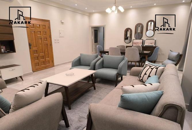 8128617 - Property Image 3