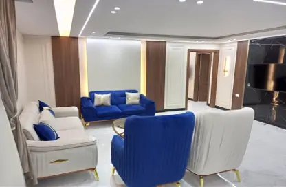 Apartment - 3 Bedrooms - 3 Bathrooms for rent in Al Batal Ahmed Abd El Aziz St. - Mohandessin - Giza