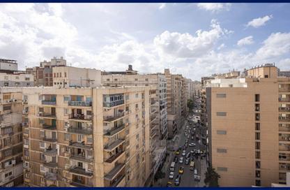 Duplex - 3 Bedrooms - 3 Bathrooms for sale in Al Farek Ismail Srhank St. - Laurent - Hay Sharq - Alexandria