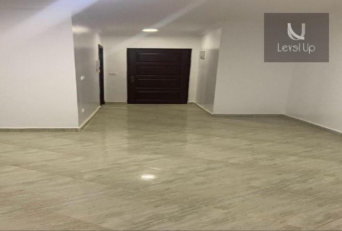 8313051 - Property Image 3