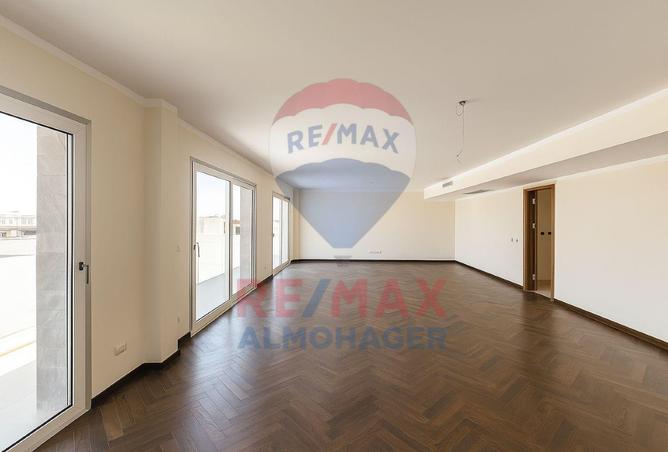 8340879 - Property Image 2