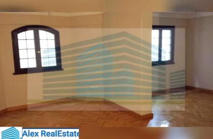 Apartment - 2 Bedrooms - 2 Bathrooms for rent in Mohamed Fawzy Moaz St. - Smouha - Hay Sharq - Alexandria