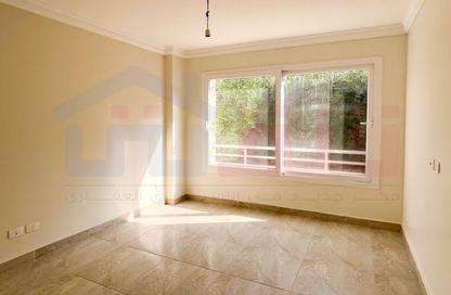 Apartment - 2 Bedrooms - 1 Bathroom for sale in King Mariout - Hay Al Amereyah - Alexandria