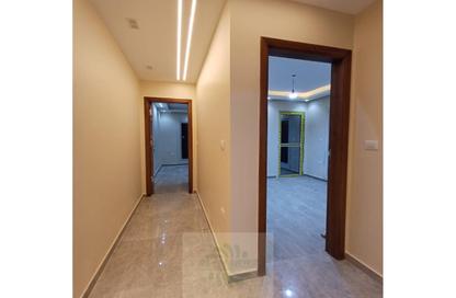 Apartment - 3 Bedrooms - 2 Bathrooms for sale in Al Khamayel city - Sheikh Zayed Compounds - Sheikh Zayed City - Giza