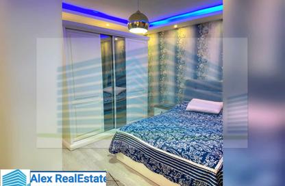 Apartment - 3 Bedrooms - 2 Bathrooms for rent in Kafr Abdo St. - Kafr Abdo - Roushdy - Hay Sharq - Alexandria