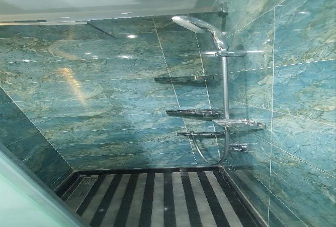 102072763 - Property Image 2