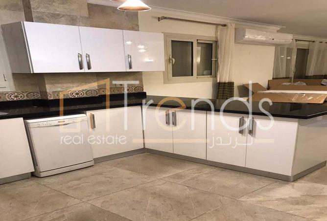 8393373 - Property Image 2