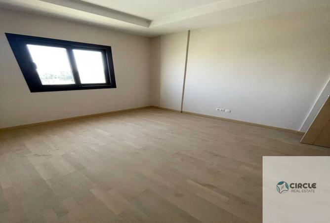 7245833 - Property Image 3