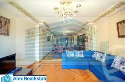 Apartment - 2 Bedrooms - 2 Bathrooms for rent in Al Shaheed Kamal Eldin Salah St. - Smouha - Hay Sharq - Alexandria