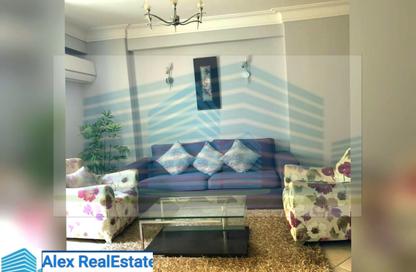 Apartment - 2 Bedrooms - 1 Bathroom for rent in Smouha Square - Smouha - Hay Sharq - Alexandria