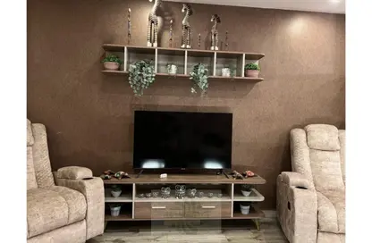 Apartment - 3 Bedrooms - 2 Bathrooms for sale in Gate 2 - Ahmose - Hadayek El Ahram - Giza