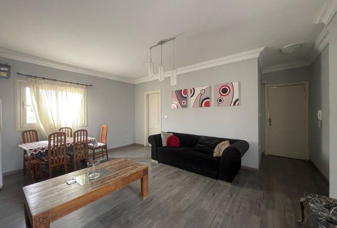 7252000 - Property Main Image